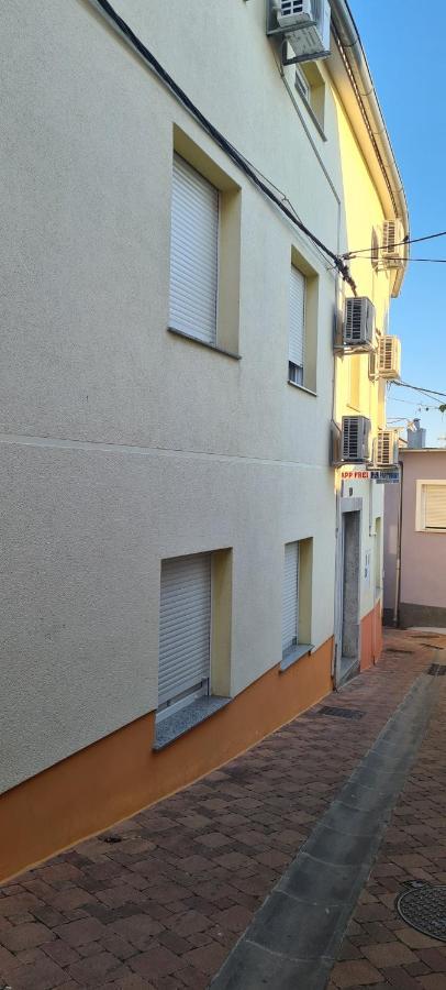 Apartmani Luka Crikvenica Zewnętrze zdjęcie